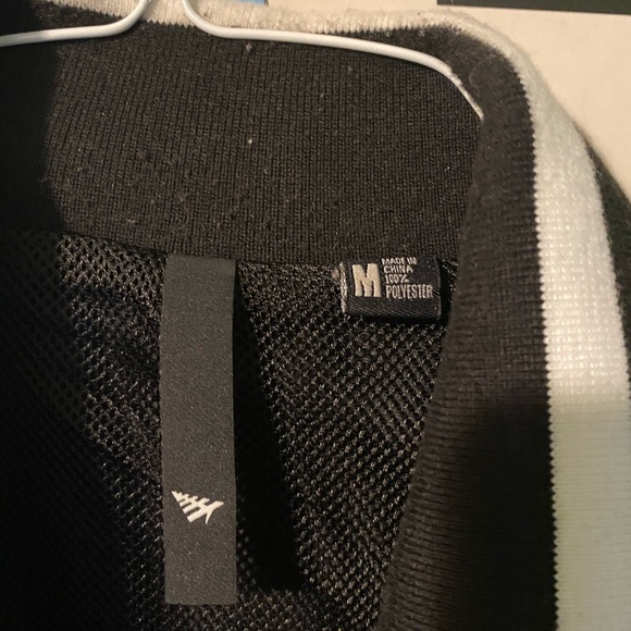 Windbreaker jacket - Picture 3 of 3